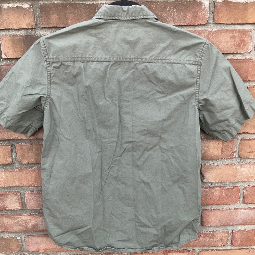 Short sleeve button down! - Picture 7 of 7
